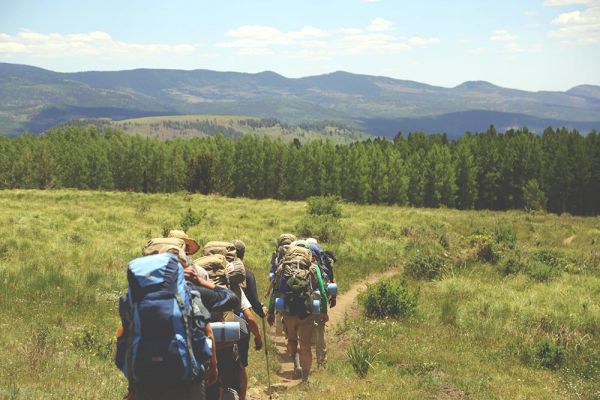 goodencenter-how-nature-benefits-mental-health-photo-of-a-group-of-hikers