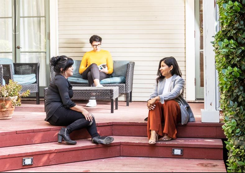 goodencenter-Womens-Mental-Health-Treatment-Facilities-photo-of-three-women-discussing-in-the-facility