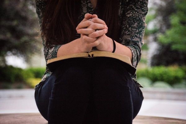 goodencenter Using the Saint Francis Assisi Prayer in Recovery photo of praying woman